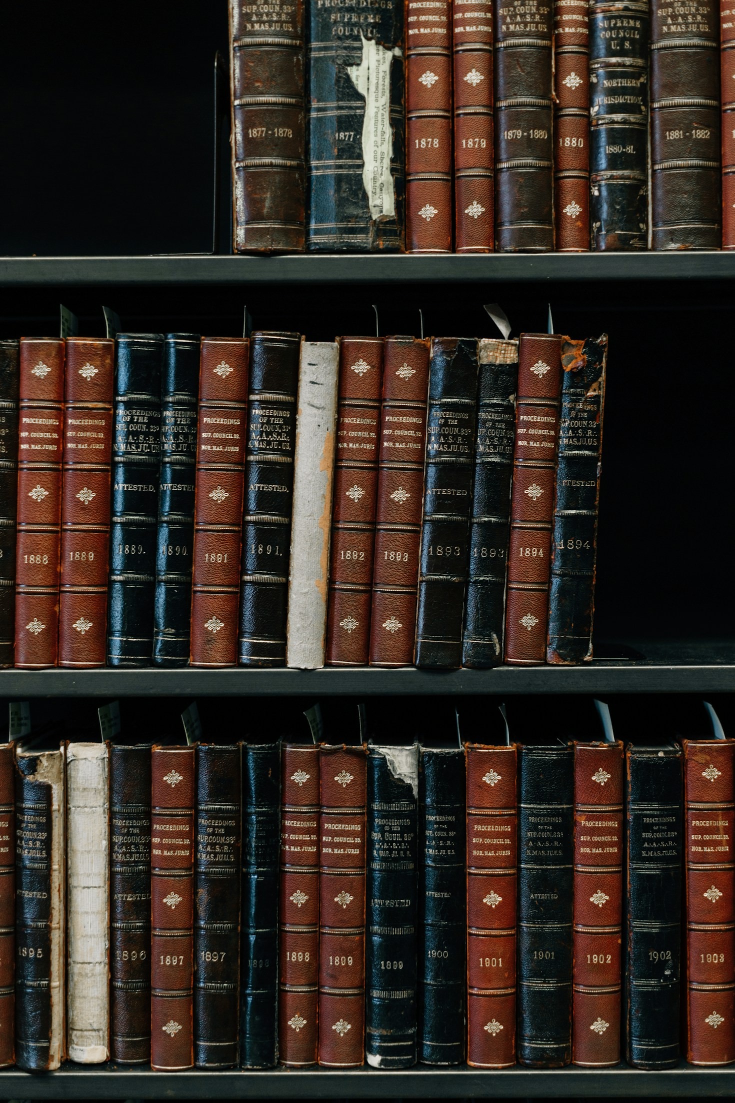 Essential Legal Steps to Take Before Signing Contracts